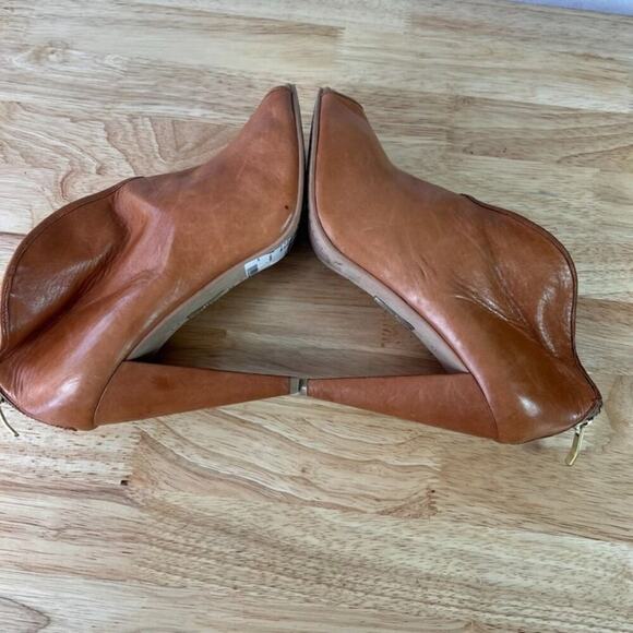 Vince Camuto Booties Womens Ambers Soft Leather Peep Toe Back Zipper Cone Heels - Picture 7 of 12